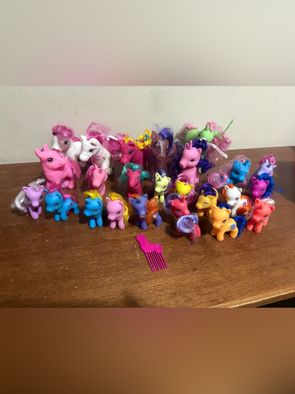 My Little Pony Mixed Lot 20+ Figures Assorted Colors Styles with Comb Accessory